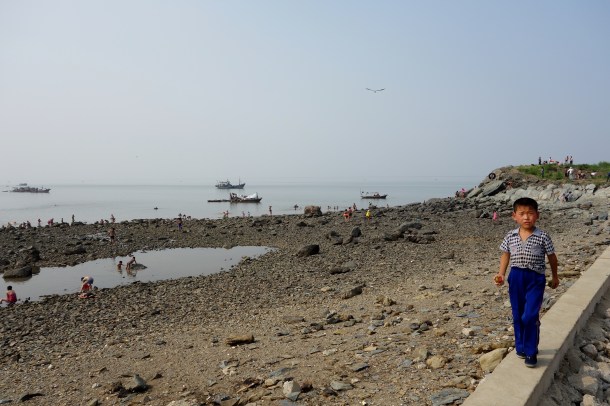 beach-life-north-korea