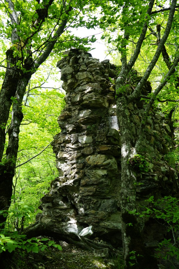 abandoned-fortress-azerbaijan